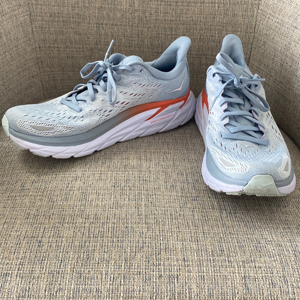 HOKA Clifton 8